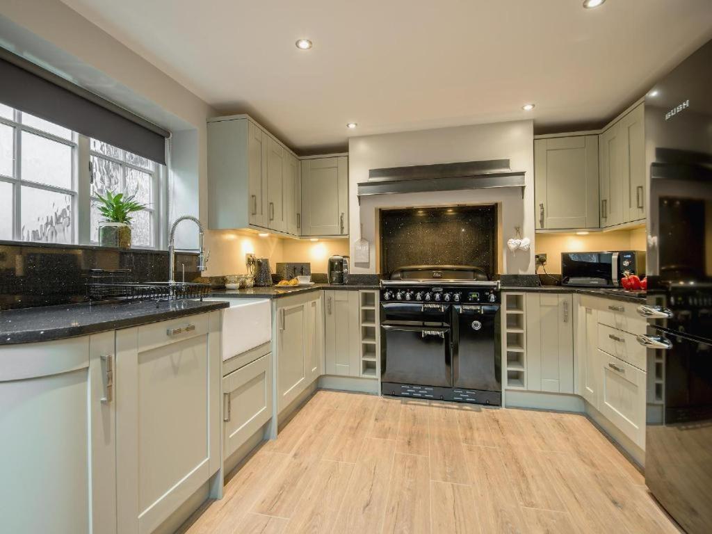 89A Church Street - Luxury One Bed Apartment With Roof Terrace Whitby Eksteriør bilde